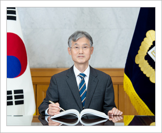 민주당 “조희대 대법원장, 사법개혁 방해 말아야… 국민 심판 직면할 것”